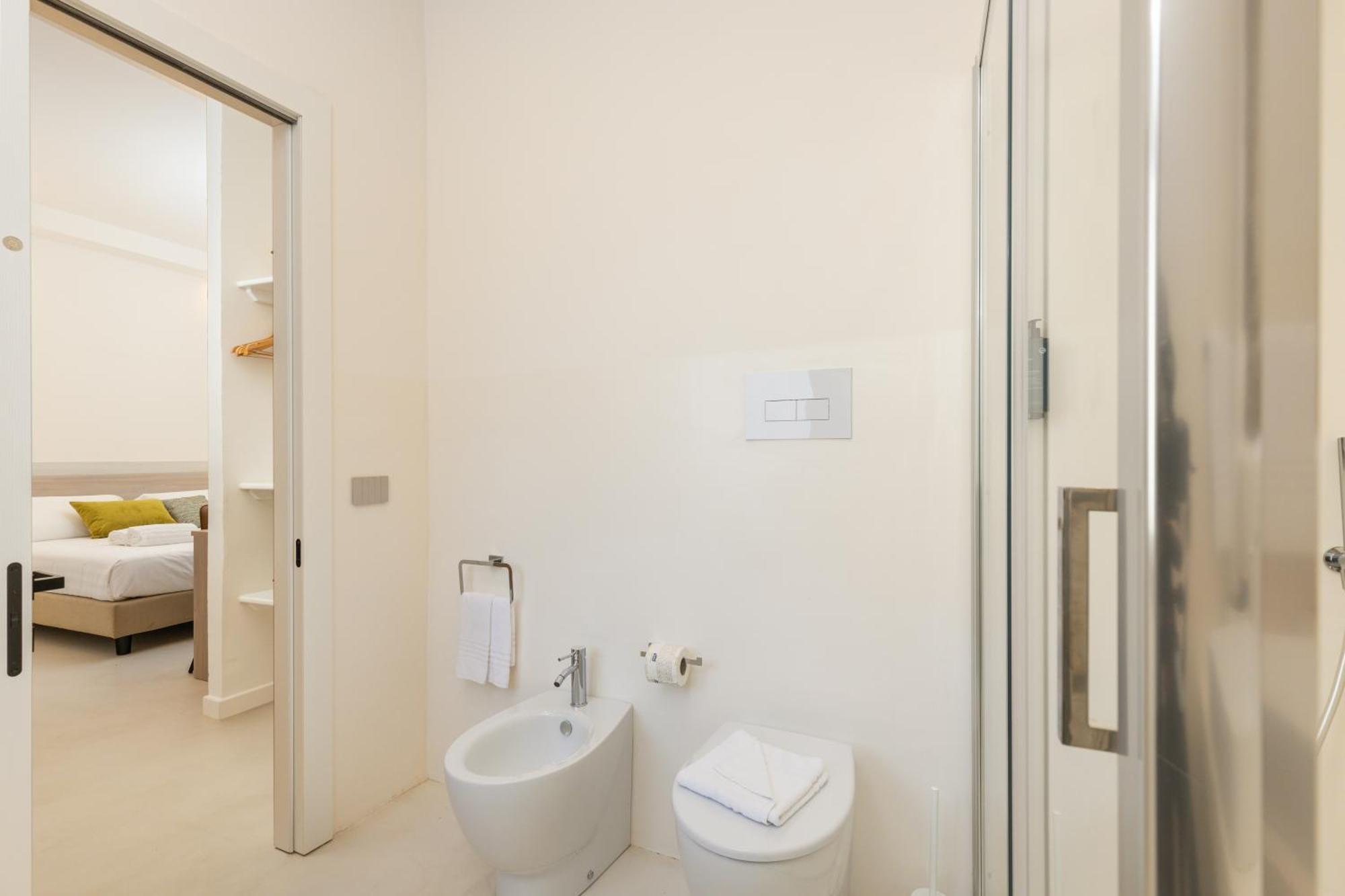 Ausentu Guest House Тортоли Экстерьер фото
